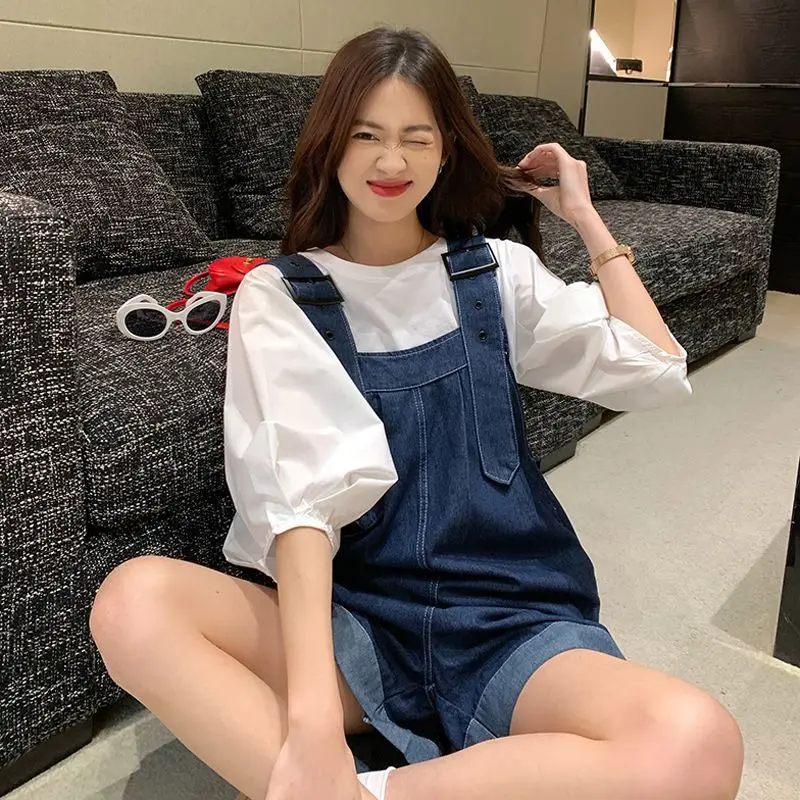 Комбинезон женский джинсовый без рукавов, повседневный короткий ромпер с карманами, индивидуальный стиль, на бретелях 
Комбинезон женский джинсовый без рукавов, повседневный короткий ромпер с карманами, индивидуальный стиль, на бретелях