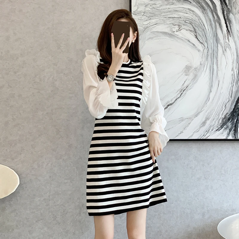 COIGARSAM One Piece Korea Ladies Dress Autumn 2022 Office Lady Knitting Striped Long Sleeve O-Neck Stripe Elegant Dresses
COIGARSAM One Piece Korea Ladies Dress Autumn 2022 Office Lady Knitting Striped Long Sleeve O-Neck Stripe Elegant Dresses