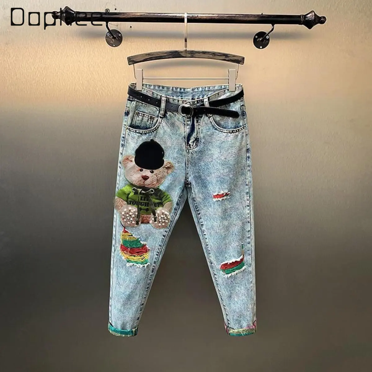 Cartoon Pattern Jeans 2023 Spring and Autumn New Jeans Women's Beaded Bear Thin Ripped Straight Rhinestone Denim Trousers 
Cartoon Pattern Jeans 2023 Spring and Autumn New Jeans Women's Beaded Bear Thin Ripped Straight Rhinestone Denim Trousers