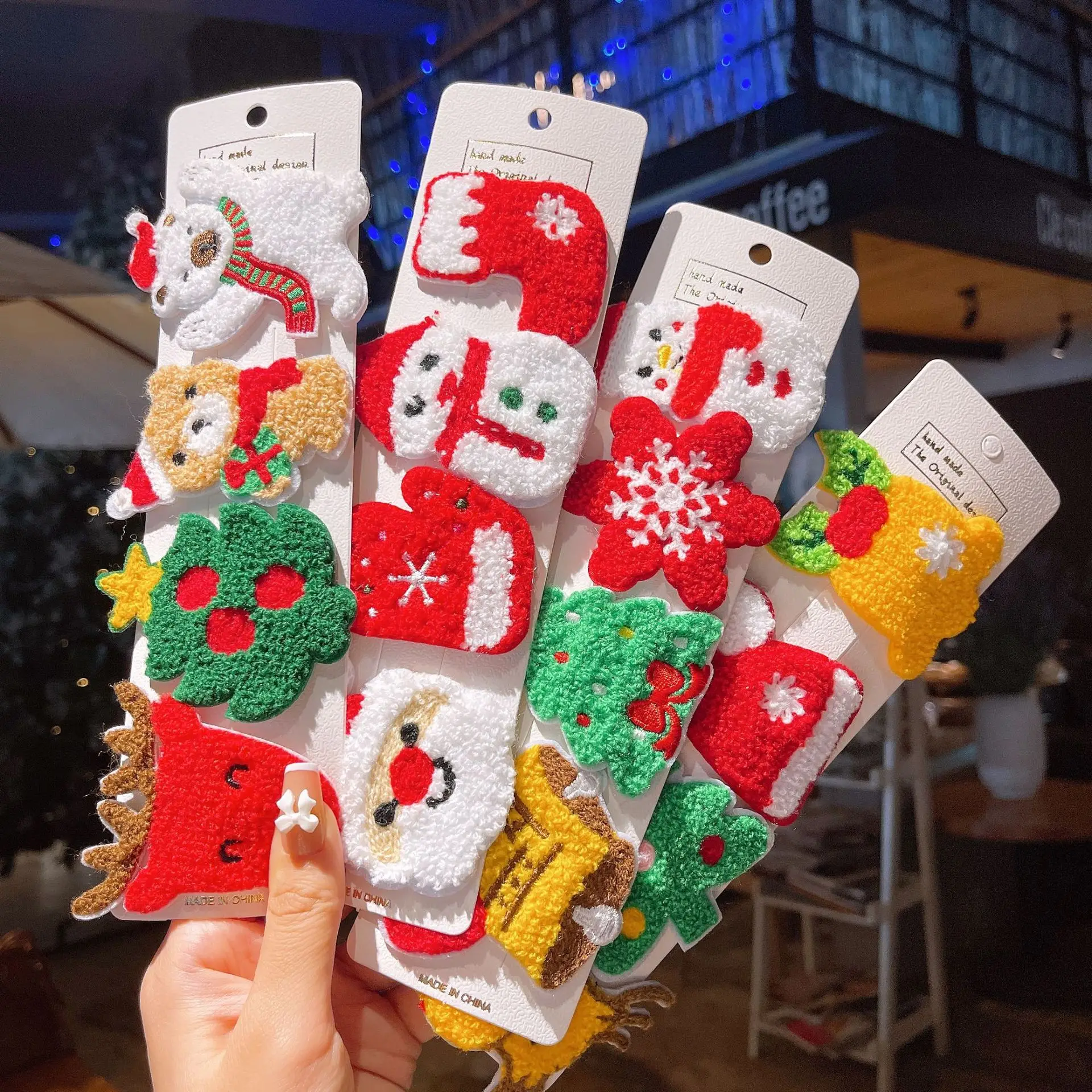 Kids Christmas Hairpins Baby Girls Cute BB Clip Bangs Headwear Santa Elk Bells Snowflake Hair Clips Autumn Winter Accessories
Kids Christmas Hairpins Baby Girls Cute BB Clip Bangs Headwear Santa Elk Bells Snowflake Hair Clips Autumn Winter Accessories