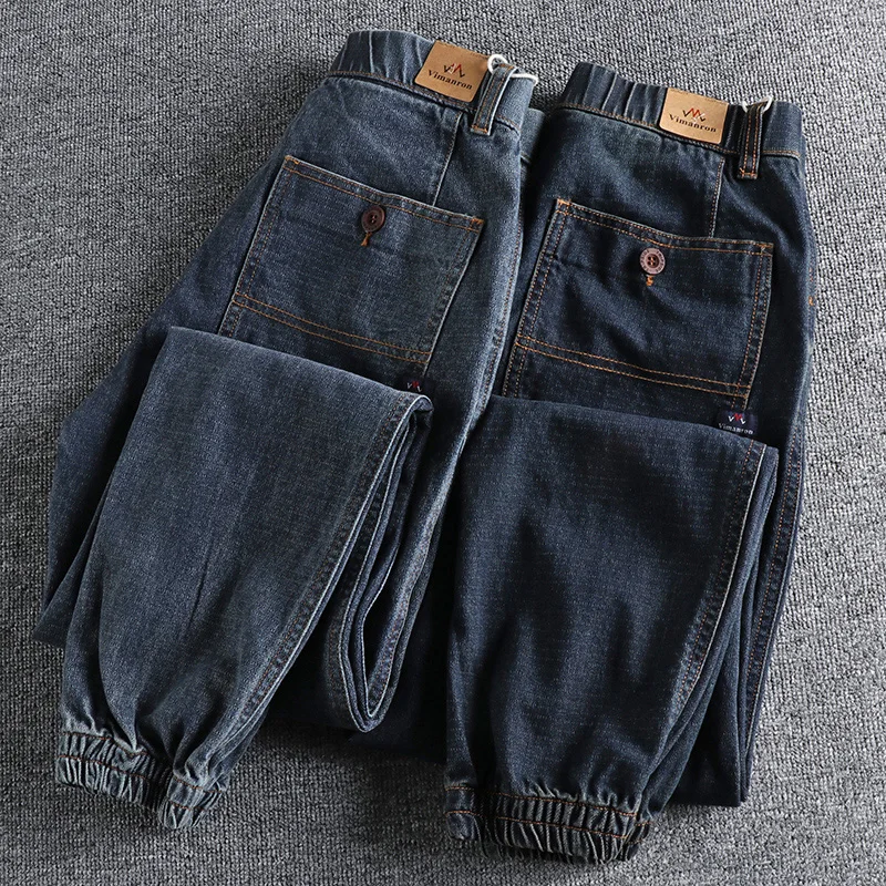 Simple retro motorcycle Feng Shui washed old Jacquard jeans, men's fitted leggings and joker youth long pants. 
Simple retro motorcycle Feng Shui washed old Jacquard jeans, men's fitted leggings and joker youth long pants.