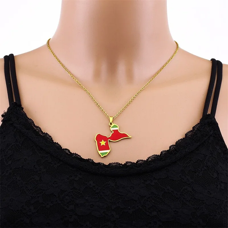 Ожерелье с подвеской в виде карты Гваделупы из нержавеющей стали в Европе и США для мужчин и женщин
Ожерелье с подвеской в виде карты Гваделупы из нержавеющей стали в Европе и США для мужчин и женщин