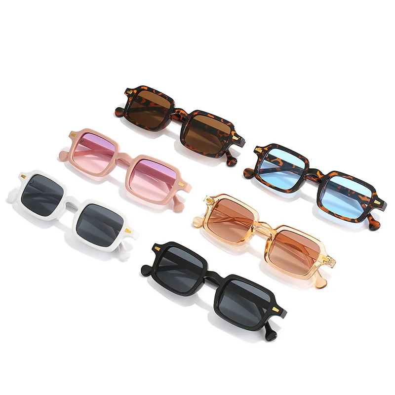 New Square Frame Sunglasses European / American Retro Square Rivet Glasses Fashion Sunglasses Women Uv400 Protection Sunglasses
New Square Frame Sunglasses European / American Retro Square Rivet Glasses Fashion Sunglasses Women Uv400 Protection Sunglasses