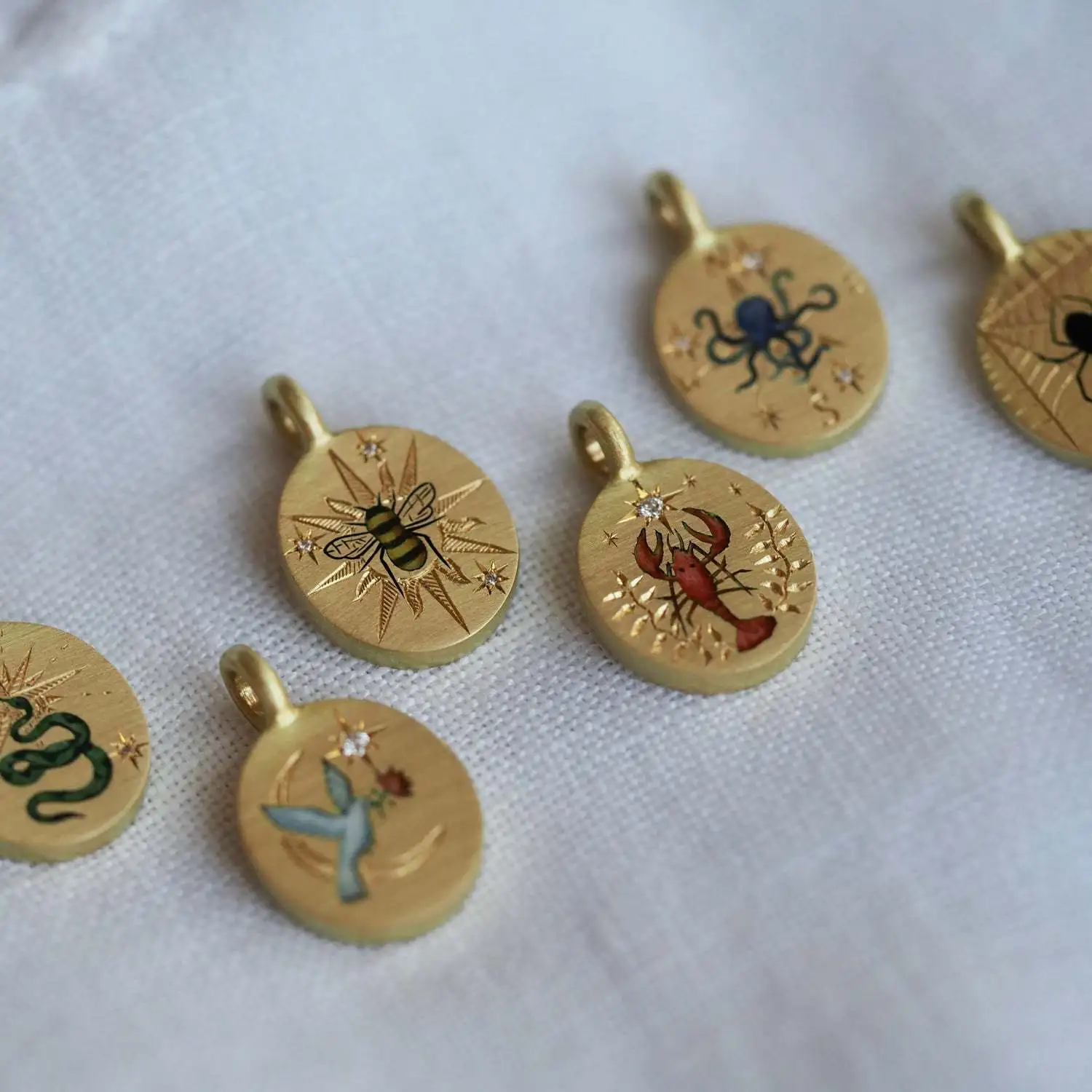 Stainless Steel Painted Totem Animal Glazed Pendant Necklace For Women Shell Scorpion Lover Choker Jewelry Accessories
Stainless Steel Painted Totem Animal Glazed Pendant Necklace For Women Shell Scorpion Lover Choker Jewelry Accessories