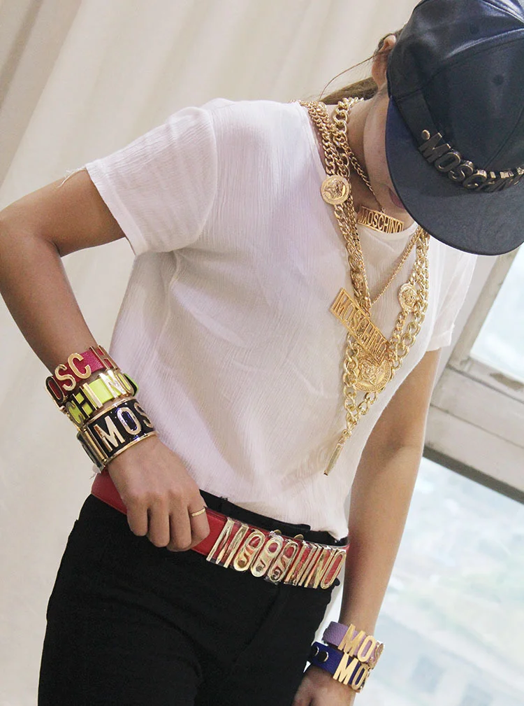 Pop Hip Hop Mosch Big Letter Transparent Plastic Rock Punk Metal Catwalk Bracelet Metal Mirror Women's Wide Belt
Pop Hip Hop Mosch Big Letter Transparent Plastic Rock Punk Metal Catwalk Bracelet Metal Mirror Women's Wide Belt