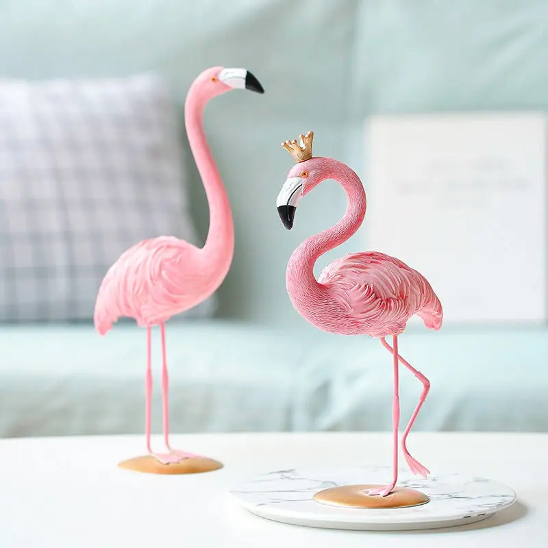 Nordic style ins living room desktop resin large flamingo ornaments creative bedroom room porch decoration
Nordic style ins living room desktop resin large flamingo ornaments creative bedroom room porch decoration