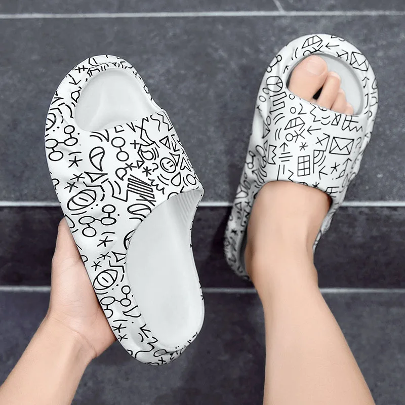 2022New Fashion Men Flip Flops Summer Slippers Women Graffiti Outdoor Indoor Thick Sole Anti-slip Sandals Male Bathroom Slippers
2022New Fashion Men Flip Flops Summer Slippers Women Graffiti Outdoor Indoor Thick Sole Anti-slip Sandals Male Bathroom Slippers