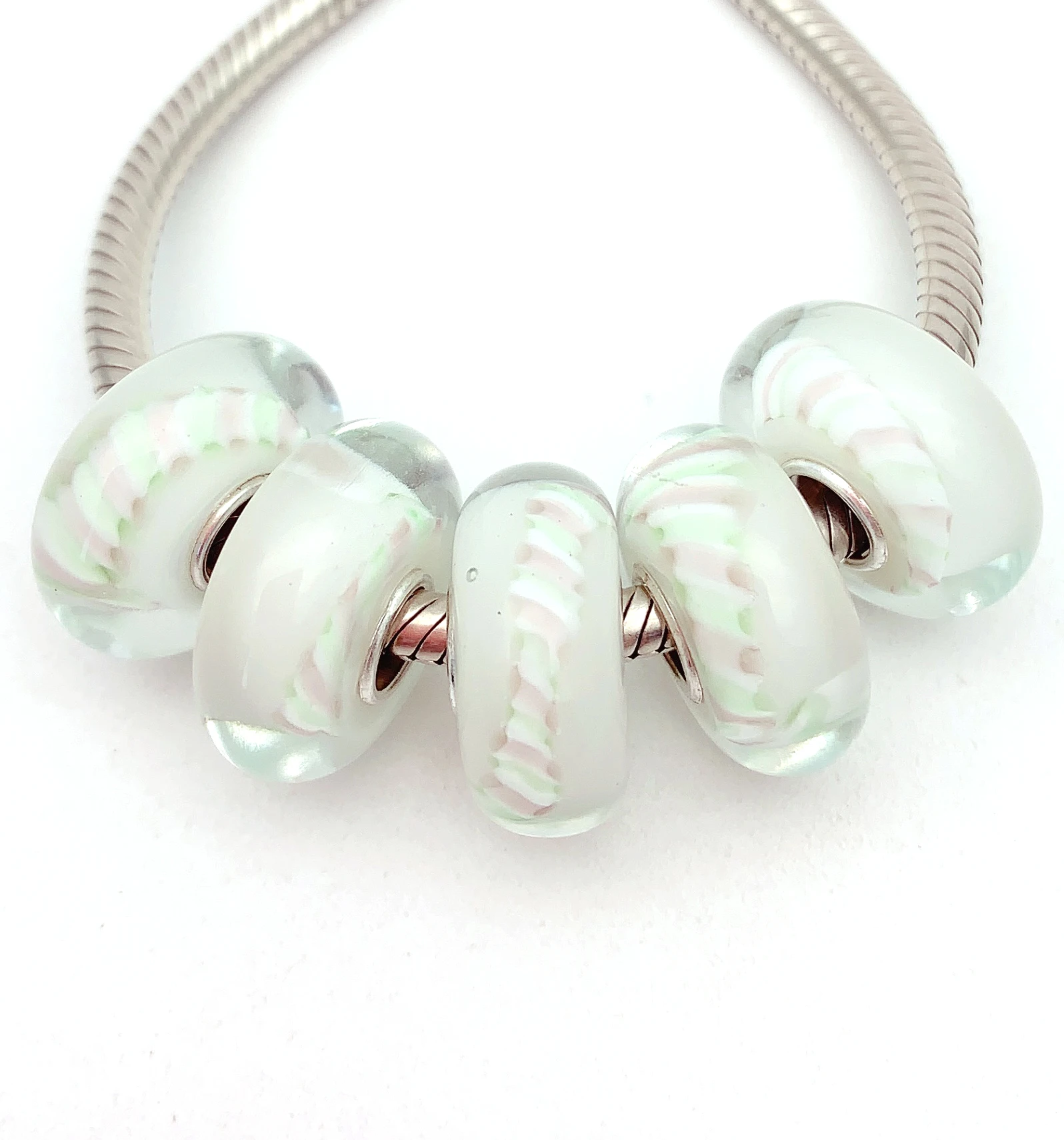 YG182 5X 100% Authenticity S925 Sterling Silver Beads Murano Glassbeads Bead Fit European Charms Bracelet Diy Jewelry Lampwork
YG182 5X 100% Authenticity S925 Sterling Silver Beads Murano Glassbeads Bead Fit European Charms Bracelet Diy Jewelry Lampwork