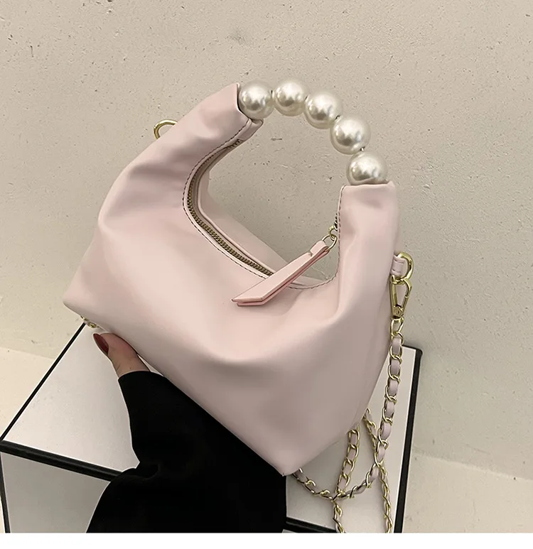 Women's Shoulder Bags 2022 PU Leather Purses and Handbags Female Shopper Fashion Casual Solid Color Pearl Handle Chain Hobo Bags
Women's Shoulder Bags 2022 PU Leather Purses and Handbags Female Shopper Fashion Casual Solid Color Pearl Handle Chain Hobo Bags