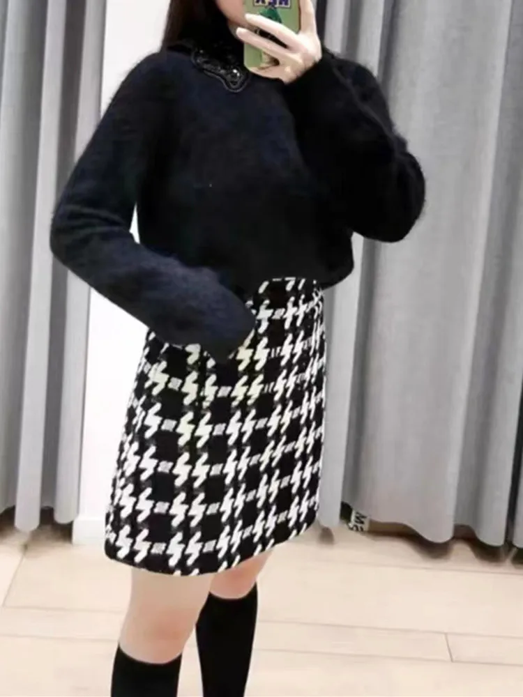 Ladies Sequin Jumpers 2023 Autumn Winter Women Black Sweet Knit Sweater Detachable Peter Pan Collar Long Sleeve Top
Ladies Sequin Jumpers 2023 Autumn Winter Women Black Sweet Knit Sweater Detachable Peter Pan Collar Long Sleeve Top