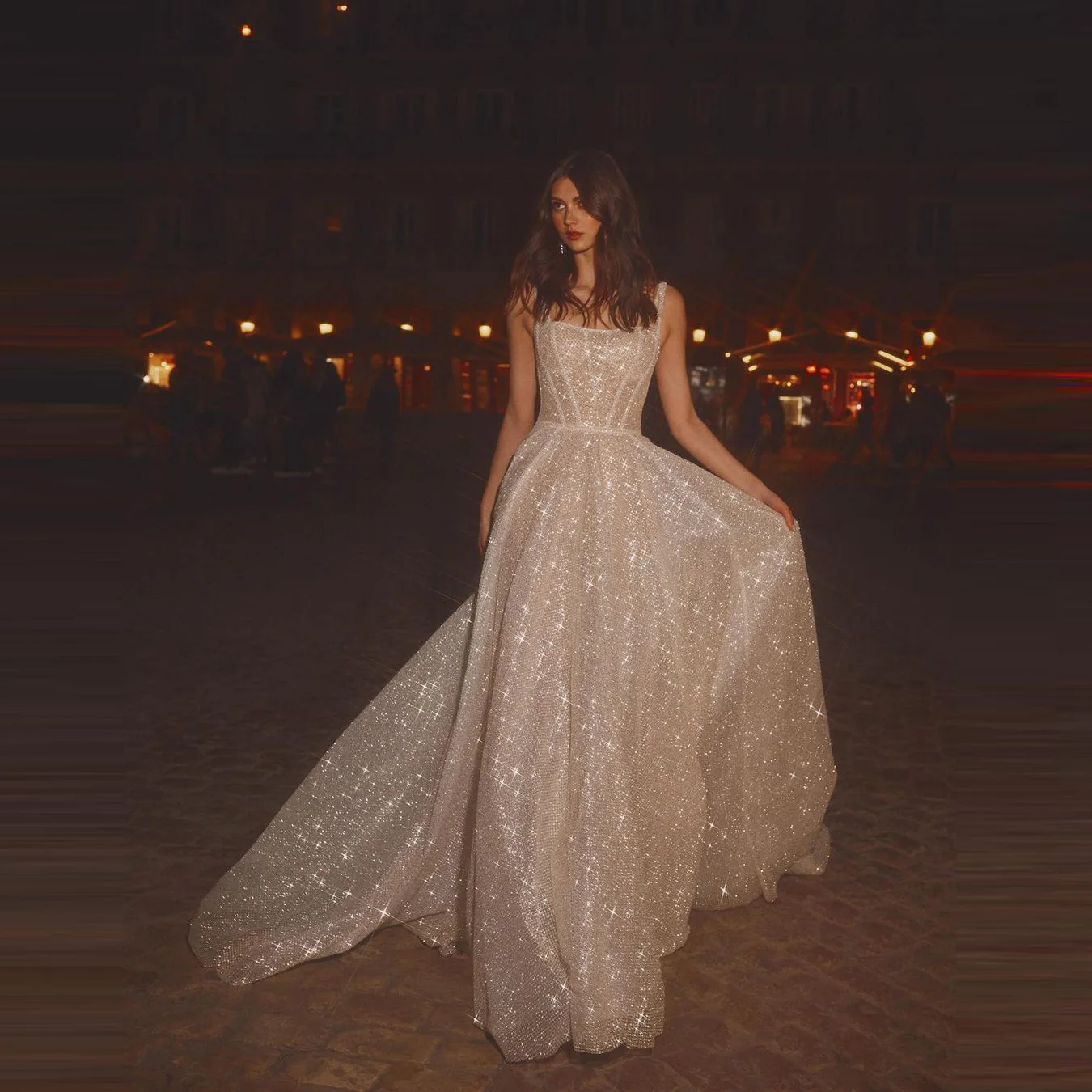 Stunning Wedding Dresses Square Neck Bodycon Bridal Wedding Dress Beaded Glitter Bridal Gowns Spaghetti Straps Long Vestido
Stunning Wedding Dresses Square Neck Bodycon Bridal Wedding Dress Beaded Glitter Bridal Gowns Spaghetti Straps Long Vestido
