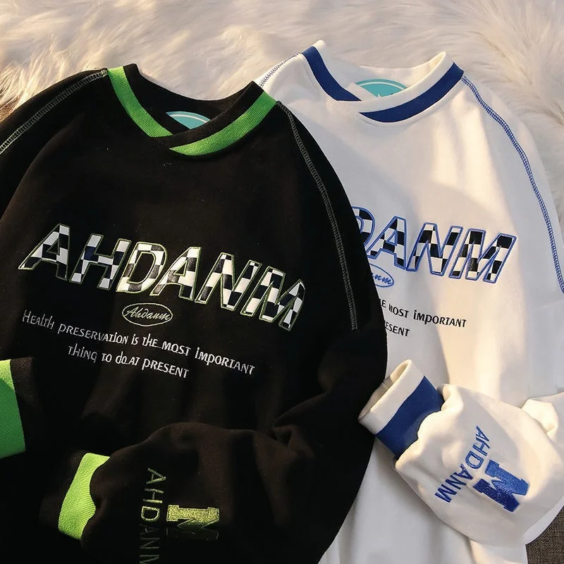 Chic Vintage Letter Embroidered V-Neck Sweatshirt American Streetwear Spring Winter Clothes Oversized Couples Fashion Harajuku
Chic Vintage Letter Embroidered V-Neck Sweatshirt American Streetwear Spring Winter Clothes Oversized Couples Fashion Harajuku