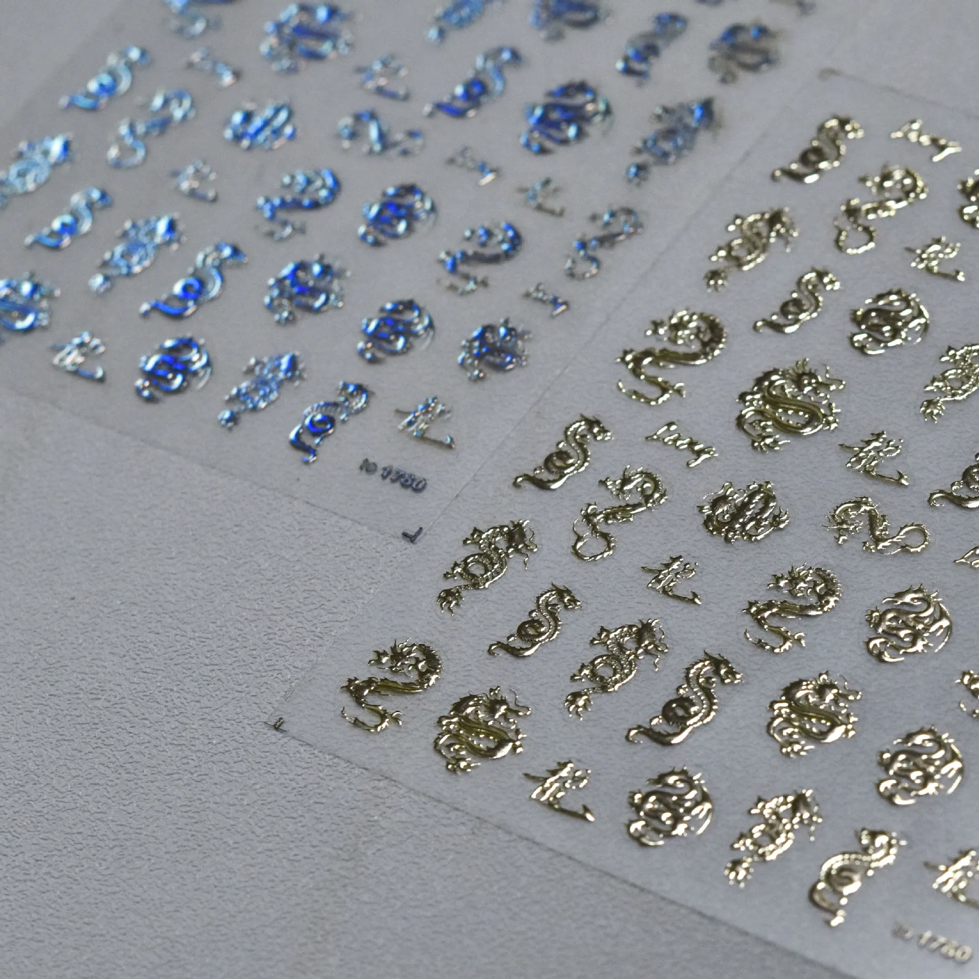 Bronzing Craft 3D Nail Sticker Design Laser Color-Changed Silver Dragon Nail Sliders Foil For Nail Art DIY Manicure Accessories
Bronzing Craft 3D Nail Sticker Design Laser Color-Changed Silver Dragon Nail Sliders Foil For Nail Art DIY Manicure Accessories