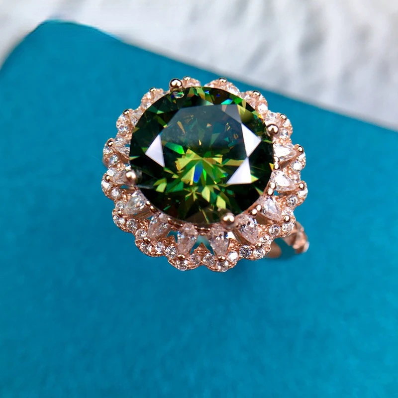 Luomansi Luxury 5CT 11MM Green Moissanite Ring Passed Diamond Test High Jewelry Wedding Anniversary Party
Luomansi Luxury 5CT 11MM Green Moissanite Ring Passed Diamond Test High Jewelry Wedding Anniversary Party
