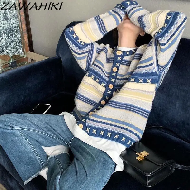 Vintage Stripe Contrast Color Button-up Long Sleeve Cardigan Top Autumn Winter Korean Loose Chic Designed Knitted Women Sweater
Vintage Stripe Contrast Color Button-up Long Sleeve Cardigan Top Autumn Winter Korean Loose Chic Designed Knitted Women Sweater