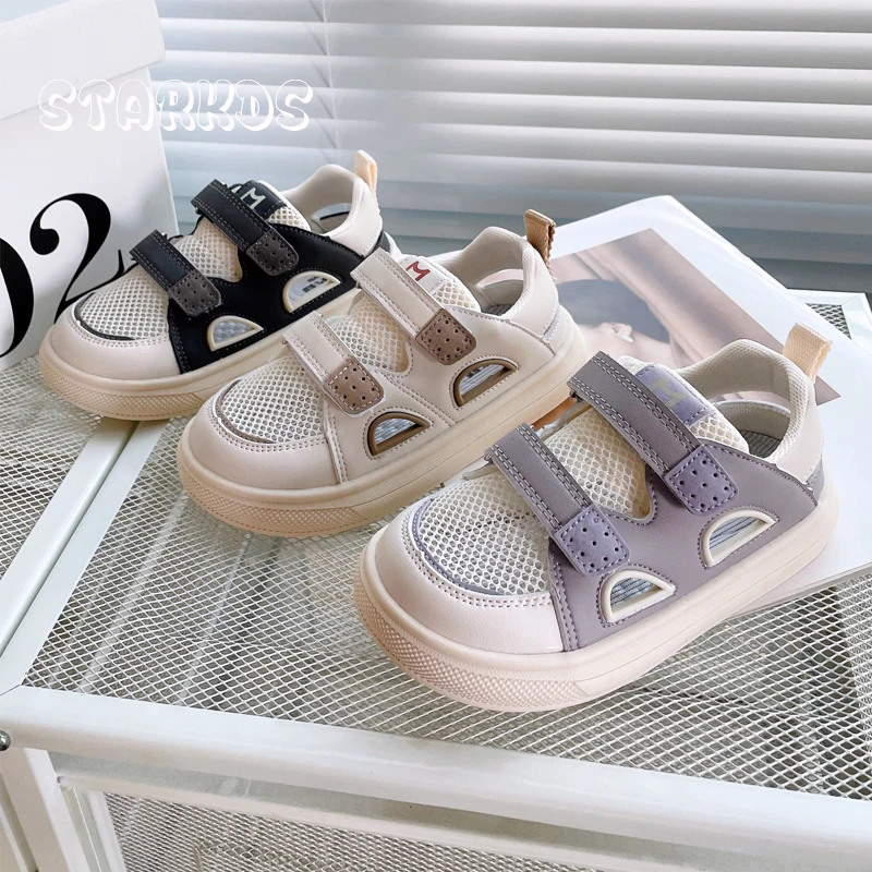 Designer Shoes Boys 2023 Summer New Mesh Sneaker Girl Soft Net Sport Sandals Kids Chic Hollow Out Flat Zapato with Rubber Pieces
Designer Shoes Boys 2023 Summer New Mesh Sneaker Girl Soft Net Sport Sandals Kids Chic Hollow Out Flat Zapato with Rubber Pieces