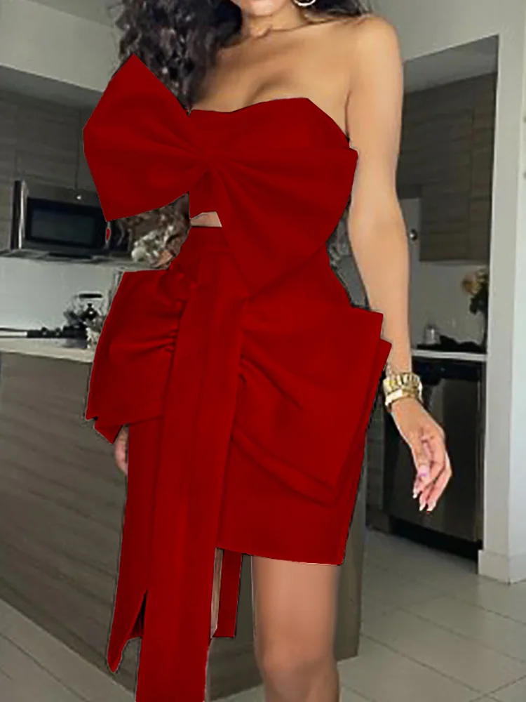 Sexy Two Piece Set Women Strapless Crop Top and Bow Asymmetrical Skirt Sexy Party 2 Piece Sets Womens Outfits Mini Skirts Sets
Sexy Two Piece Set Women Strapless Crop Top and Bow Asymmetrical Skirt Sexy Party 2 Piece Sets Womens Outfits Mini Skirts Sets