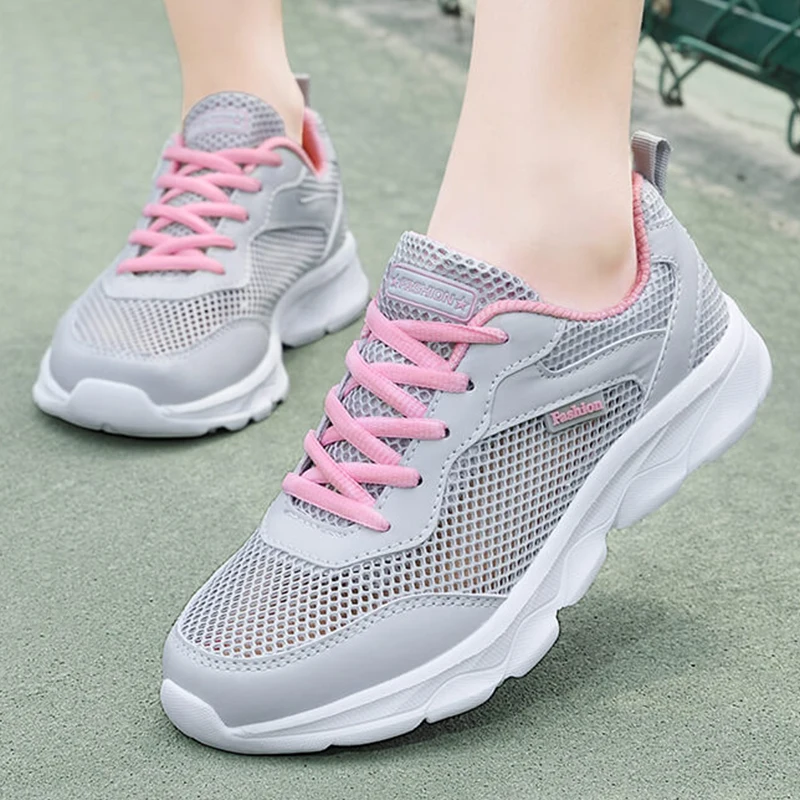 Breathable Women Vulcanized Shoes Platform Female Sports Shoes Lightweight Women Mesh Flats Anti-slip Sneakers Free Shipping
Breathable Women Vulcanized Shoes Platform Female Sports Shoes Lightweight Women Mesh Flats Anti-slip Sneakers Free Shipping
