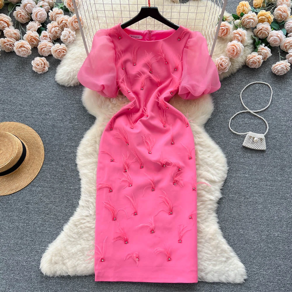 Clothland Women Elegant Feather Beading Dress Puff Sleeve Zipper A Line Pink White Female Sexy Midi Dresses Vestido QC350
Clothland Women Elegant Feather Beading Dress Puff Sleeve Zipper A Line Pink White Female Sexy Midi Dresses Vestido QC350