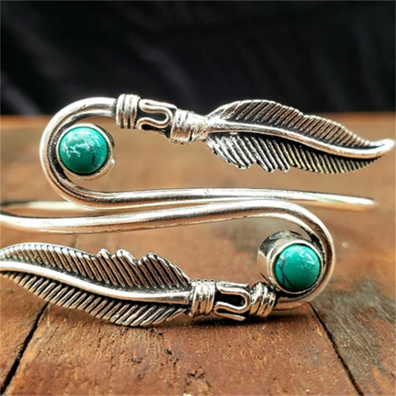 Vintage Style Inlaid Turquoise Texture Feather Bracelet Charm Fashion Women's Bracelet Anniversary Gift Jewelry Gift For Her
Vintage Style Inlaid Turquoise Texture Feather Bracelet Charm Fashion Women's Bracelet Anniversary Gift Jewelry Gift For Her