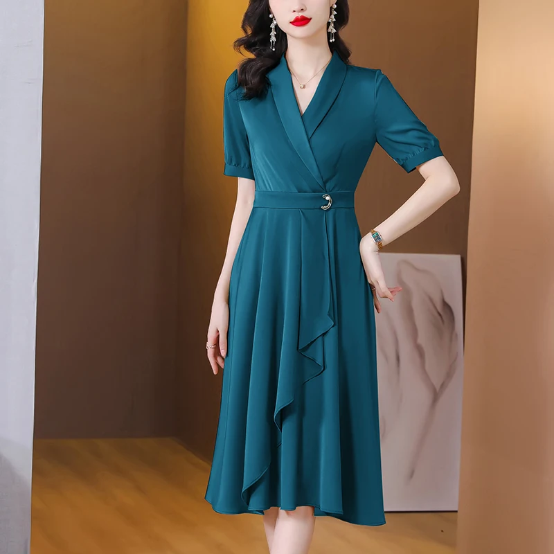 Unique and Trendy Slimming Dresses for Women Who Like to Make a Statement Elegant Stylish Dresses to Stand Out in Any Occasion
Unique and Trendy Slimming Dresses for Women Who Like to Make a Statement Elegant Stylish Dresses to Stand Out in Any Occasion