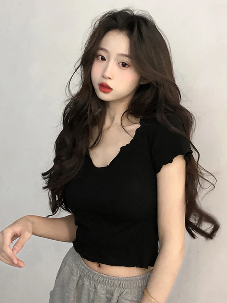 Cmisole vest women wer summer pure desire design smll crowd don't bottom knitted top wer V-neck
Cmisole vest women wer summer pure desire design smll crowd don't bottom knitted top wer V-neck