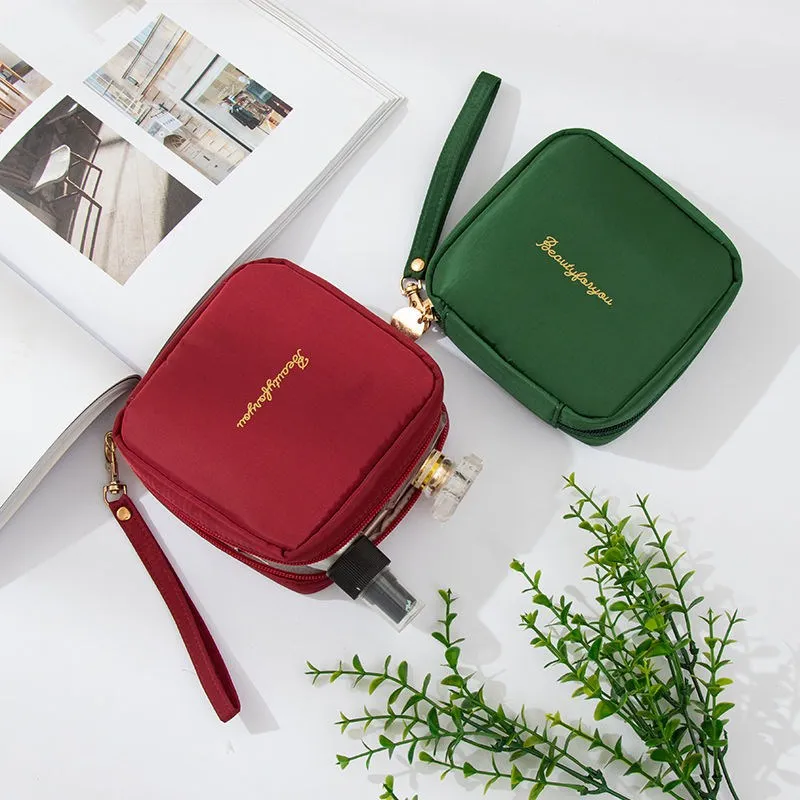 Fashion Small Cosmetic Bag for Women Female Sanitary Napkin Cases Organizer Portable Toiletry Bags Makeup Pouch Travel Handbag
Fashion Small Cosmetic Bag for Women Female Sanitary Napkin Cases Organizer Portable Toiletry Bags Makeup Pouch Travel Handbag
