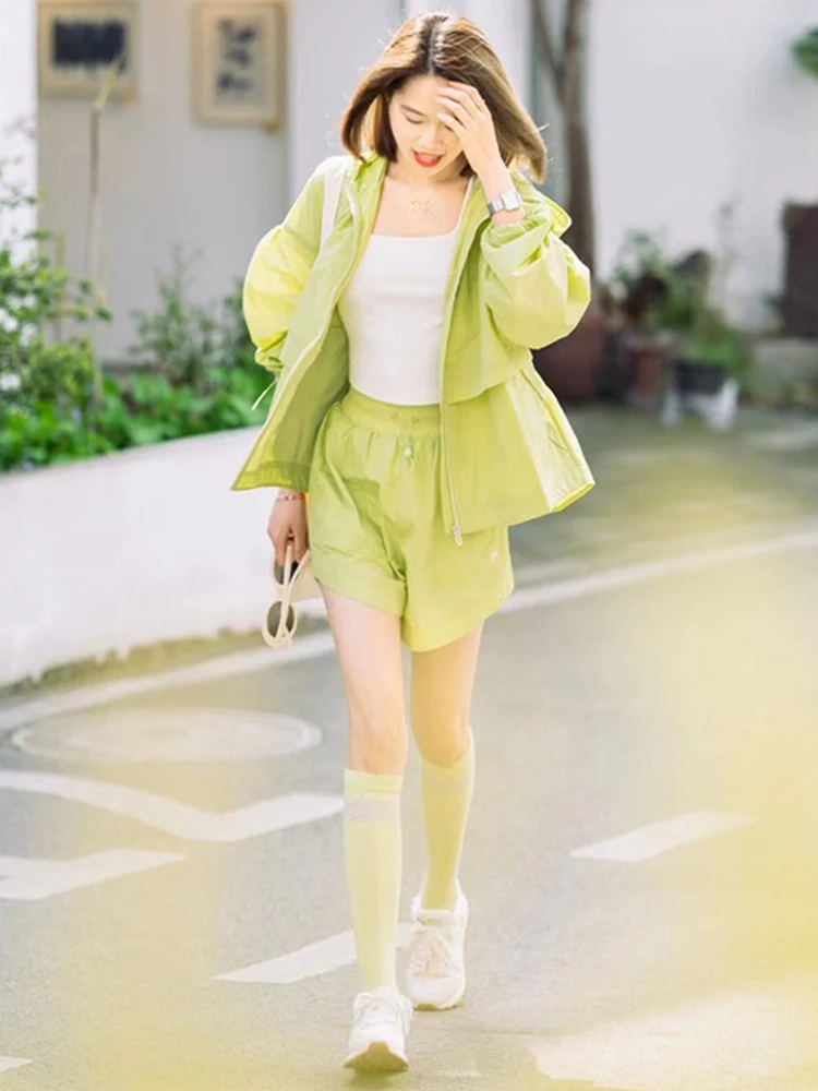 Mustard Green Tracksuit Female Summer 2023 New Korean Fashion Casual Sunscreen Thin Coat Shorts Two Piece Set Women Outfit
Mustard Green Tracksuit Female Summer 2023 New Korean Fashion Casual Sunscreen Thin Coat Shorts Two Piece Set Women Outfit