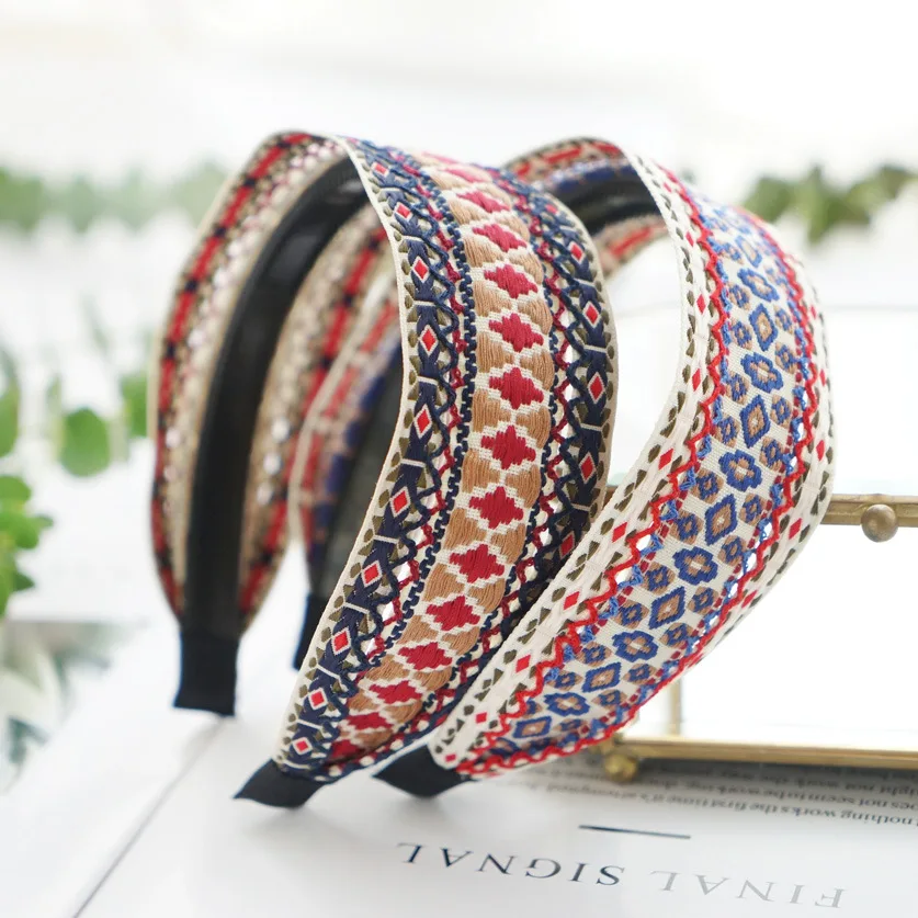New Bohemia National Style Bezel Headwear Women Headband Girls Hair Bands Vintage Hairband Hoop for Party Hair Accessories
New Bohemia National Style Bezel Headwear Women Headband Girls Hair Bands Vintage Hairband Hoop for Party Hair Accessories