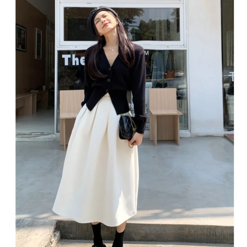 Gasparine Women's Skirt Korean Fashion A-line Pleated Skirt Elegant Chic Casual Spring Summer New Loose Maxi Skirt Woman Clothes
Gasparine Women's Skirt Korean Fashion A-line Pleated Skirt Elegant Chic Casual Spring Summer New Loose Maxi Skirt Woman Clothes