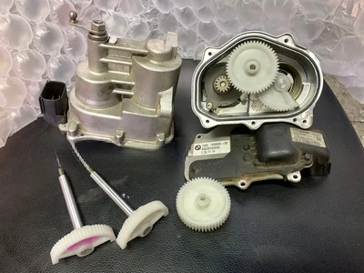 Throttle valve Servo motor and gear 13627838085-02 A2C53142839 A2C53032056 for BMW E93 E92 M3 M5 M6
Throttle valve Servo motor and gear 13627838085-02 A2C53142839 A2C53032056 for BMW E93 E92 M3 M5 M6
