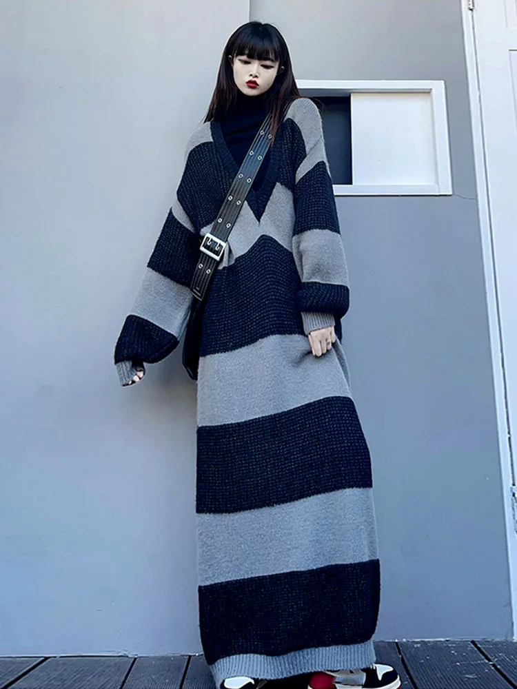 XITAO Patchwork Striped V-neck Long Loose Pullover Dress 2022 Winter New Arrival Casual Fashion Temperament All Match SMH1237
XITAO Patchwork Striped V-neck Long Loose Pullover Dress 2022 Winter New Arrival Casual Fashion Temperament All Match SMH1237