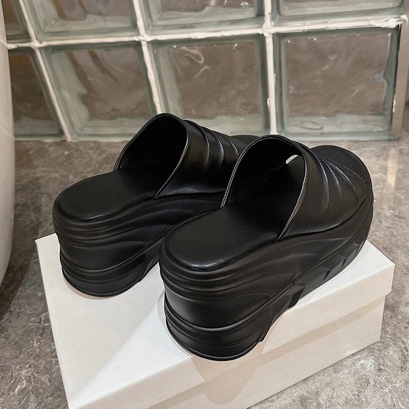 8cm Sloped Heels Women Slippers Platform Wedges Summer Casual Women Shoes Outdoor Comfortable Beach High Slipper Dress Sandals
8cm Sloped Heels Women Slippers Platform Wedges Summer Casual Women Shoes Outdoor Comfortable Beach High Slipper Dress Sandals