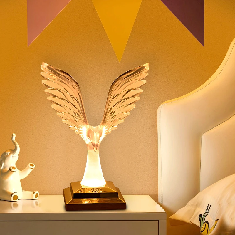 Новая лампа Eagle Bird RGB с дистанционным управлением, креативный Настольный светильник с сенсорной зарядкой, декоративный прикроватный светил...
Новая лампа Eagle Bird RGB с дистанционным управлением, креативный Настольный светильник с сенсорной зарядкой, декоративный прикроватный светил...
