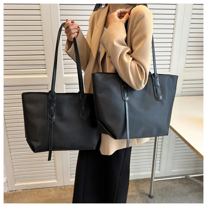 Oxford Bags For Women 2022 Wholesale Purses And Handbags Luxury Designer Big Women Purse Luxury Handbags Fashion Shoulder Bag
Oxford Bags For Women 2022 Wholesale Purses And Handbags Luxury Designer Big Women Purse Luxury Handbags Fashion Shoulder Bag