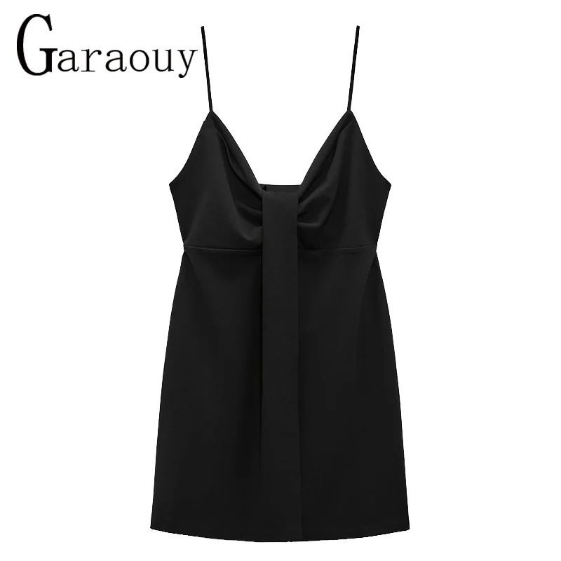 Garaouy 2022 Summer Women Chic Splicing Dress Sexy Sundress Vintage Spaghetti Strap Retro Black Dresses Lady Mini Vestidos Mujer 
Garaouy 2022 Summer Women Chic Splicing Dress Sexy Sundress Vintage Spaghetti Strap Retro Black Dresses Lady Mini Vestidos Mujer