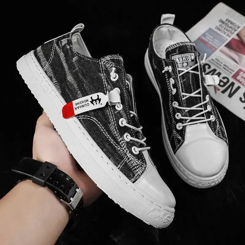 Men Shoes Spring Comfortable Canvas Shoes Handmade Design Men's Slip on Lazy Driving Brand Shoes Men's Casual Flats Sneakers
Men Shoes Spring Comfortable Canvas Shoes Handmade Design Men's Slip on Lazy Driving Brand Shoes Men's Casual Flats Sneakers