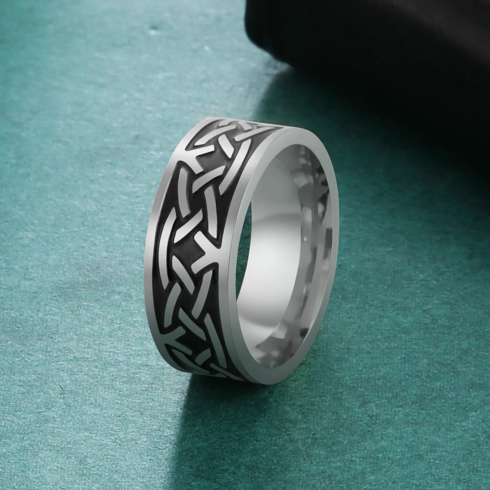 Men's Rings Corrosion Smear Ring Loop Spacer Knot Rings Vintage Stainless Steel Finger Rings Jewelry for Women Party Gifts
Men's Rings Corrosion Smear Ring Loop Spacer Knot Rings Vintage Stainless Steel Finger Rings Jewelry for Women Party Gifts