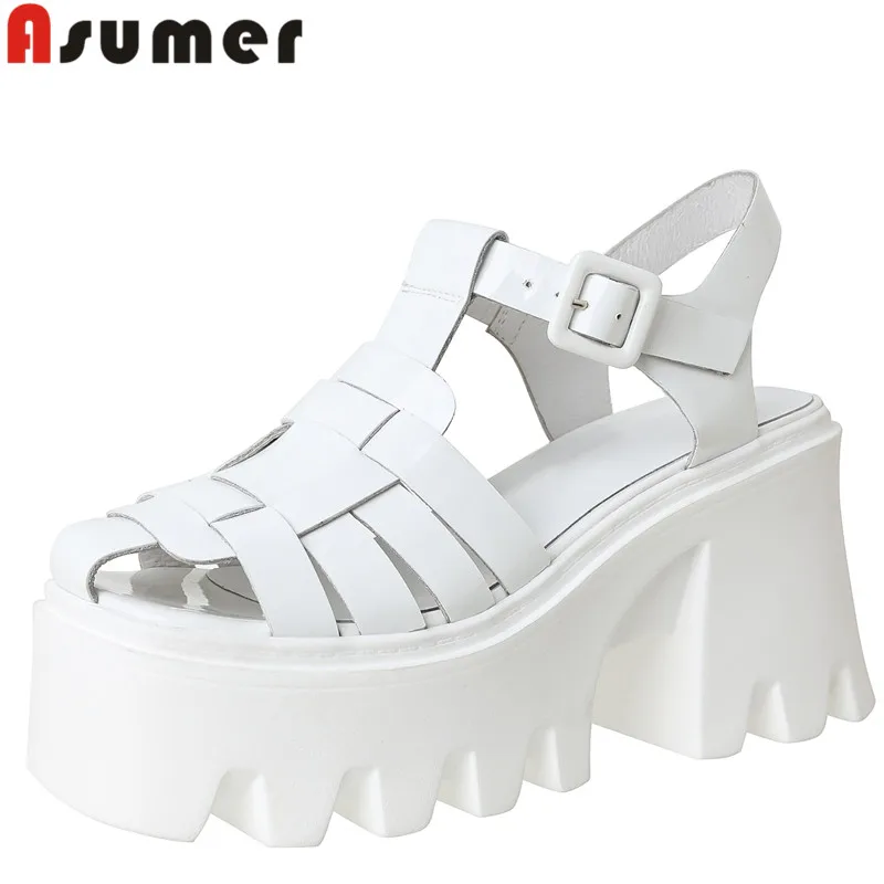 ASUMER 2022 New Patent Leather Platform Sandals Women Gladiator Super High Heel Shoes Fashion Summer Ladies Casual Shoes
ASUMER 2022 New Patent Leather Platform Sandals Women Gladiator Super High Heel Shoes Fashion Summer Ladies Casual Shoes