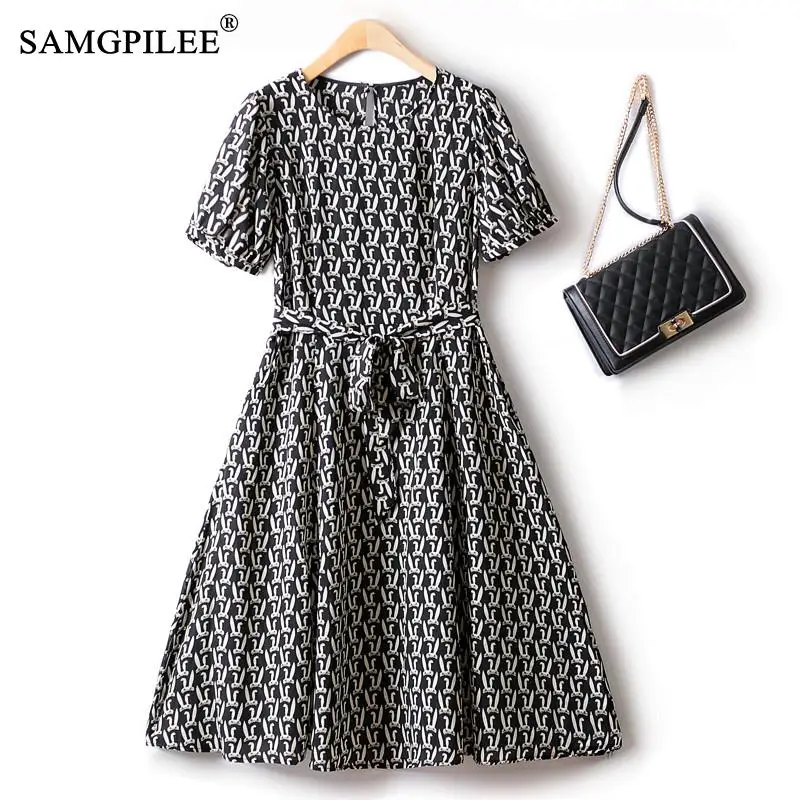 European Station Elegant Casual Dresses Fashion With Belt Waist Mid-length Chiffon O Neck Cartoon Short-sleeved Dress Summer 4XL
European Station Elegant Casual Dresses Fashion With Belt Waist Mid-length Chiffon O Neck Cartoon Short-sleeved Dress Summer 4XL