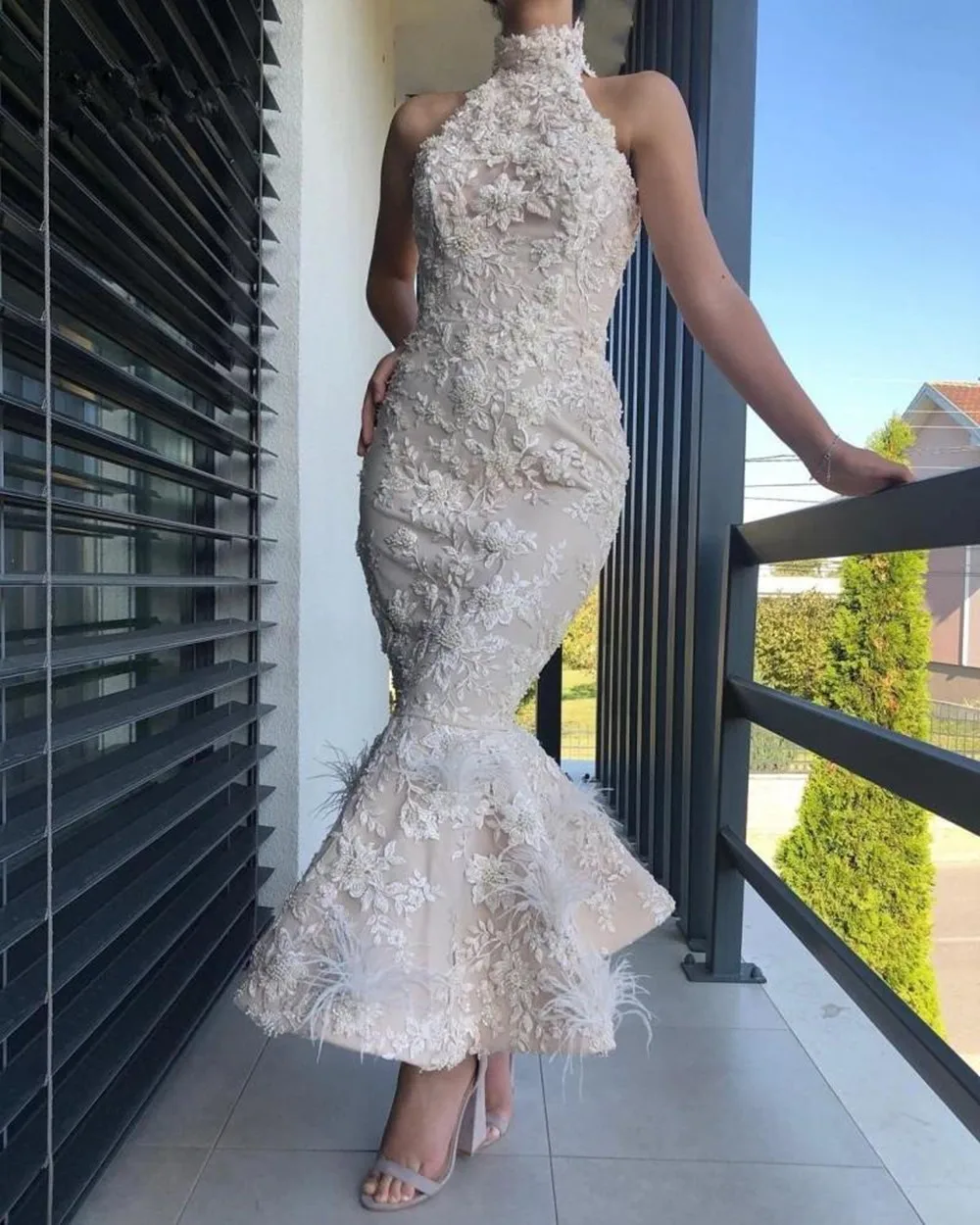 Sexy Ivory Mermaid Prom Dresses With Feathers High Neck Ankle Length Lace Beded robe de soirée mariage Women Evening Gowns
Sexy Ivory Mermaid Prom Dresses With Feathers High Neck Ankle Length Lace Beded robe de soirée mariage Women Evening Gowns