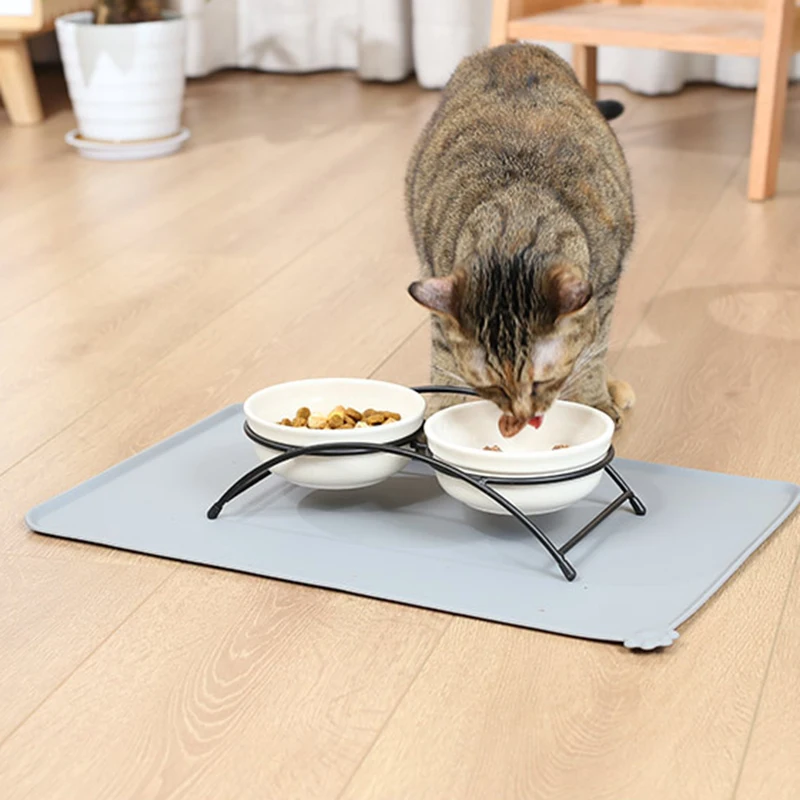 Silicone Pet Mat Food Pad Waterproof Bowl Drinking Mat Dogs Feeding Placemat Portable Outdoor Dog Mat Feeding Cushion Placemat
Silicone Pet Mat Food Pad Waterproof Bowl Drinking Mat Dogs Feeding Placemat Portable Outdoor Dog Mat Feeding Cushion Placemat