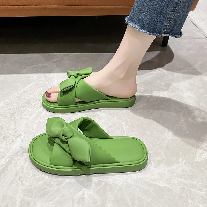 Low Rubber Slippers Shoes Slipers Women Platform Slides Fashion 2022 Soft Summer Flat Luxury Retro PU Rome Basic Rubber Slippers
Low Rubber Slippers Shoes Slipers Women Platform Slides Fashion 2022 Soft Summer Flat Luxury Retro PU Rome Basic Rubber Slippers