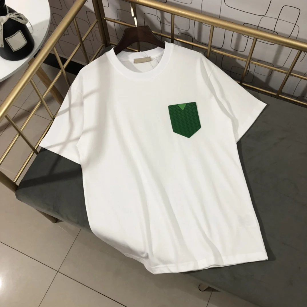 2022 Summer Men's New Short sleeve, artificial leather, cotton, breathable, stylish and casual, white, green S-XXL, large size 
2022 Summer Men's New Short sleeve, artificial leather, cotton, breathable, stylish and casual, white, green S-XXL, large size