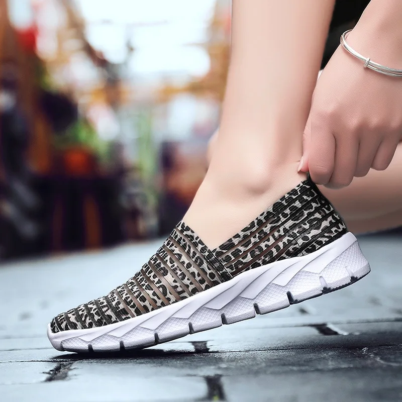 Women's Casual Flats Shoes Walking for Women Glitter Mesh Breathable Ladies Woman Slip on Female Vulcanized Shoes
Women's Casual Flats Shoes Walking for Women Glitter Mesh Breathable Ladies Woman Slip on Female Vulcanized Shoes