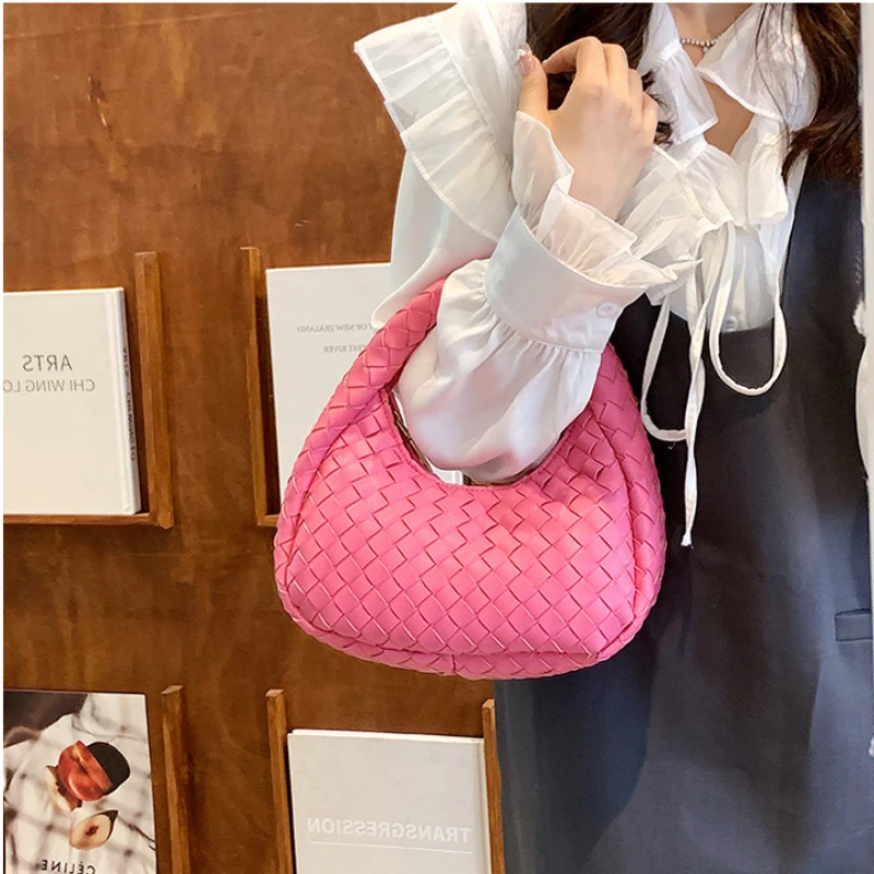 Retro Woven Handbags for Women Ladies Candy Color Cloud Bags Luxury Female Phone Bags Designer Women's Tote Bags Dumpling Bag
Retro Woven Handbags for Women Ladies Candy Color Cloud Bags Luxury Female Phone Bags Designer Women's Tote Bags Dumpling Bag