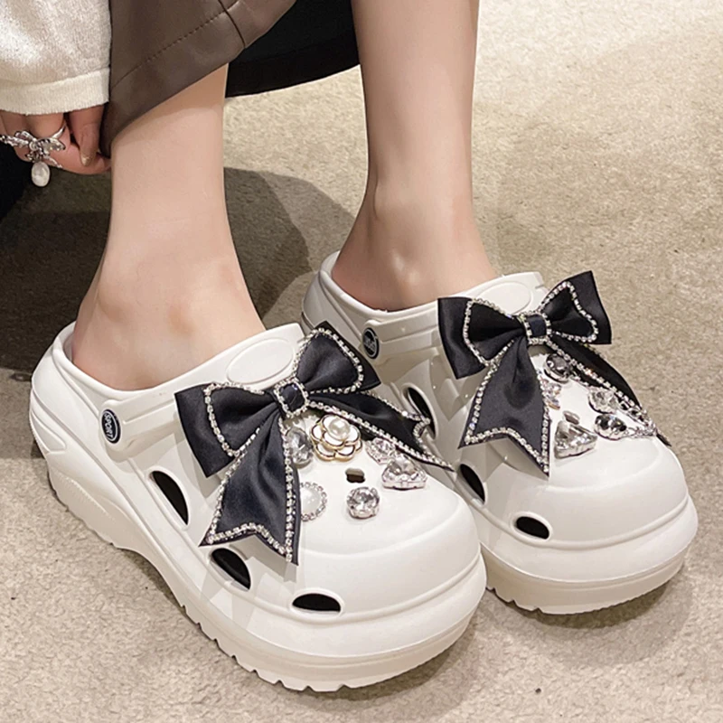 Шлепанцы женские летние на платформе из ЭВА
Шлепанцы женские летние на платформе из ЭВА