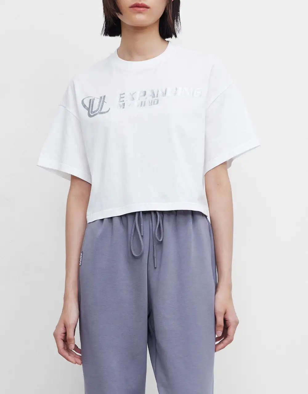 Футболка с вырезом на плече с буквенным принтом 
Футболка с вырезом на плече с буквенным принтом