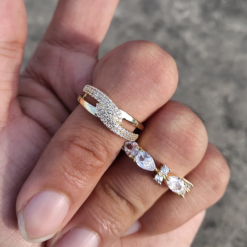Trendy Twisted Design Cubic Zirconia Finger Rings Pave Setting Ring For Women Party Anniversary Fashion Jewelry Gifts
Trendy Twisted Design Cubic Zirconia Finger Rings Pave Setting Ring For Women Party Anniversary Fashion Jewelry Gifts