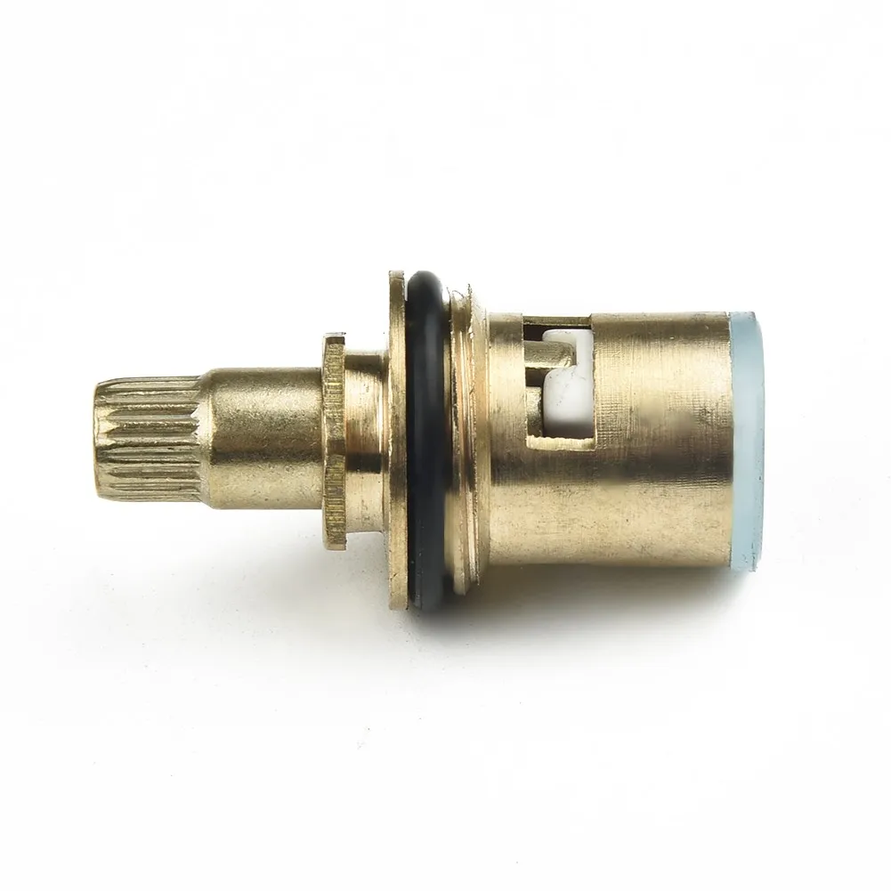 1pcs Single Faucet Valve Quick Opening Valve Water Tap Accessories Copper+ Iron Suitable For Bathroom Toilet Kitchen
1pcs Single Faucet Valve Quick Opening Valve Water Tap Accessories Copper+ Iron Suitable For Bathroom Toilet Kitchen